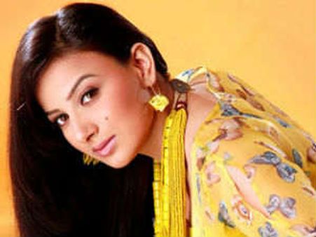 Pooja Gandhi's mother dons grease paint