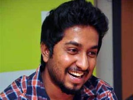Vineeth Sreenivasan speaks about his girlfriend!