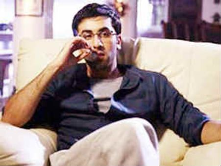 After Shahrukh, Ranbir Kapoor fined for smoking in public