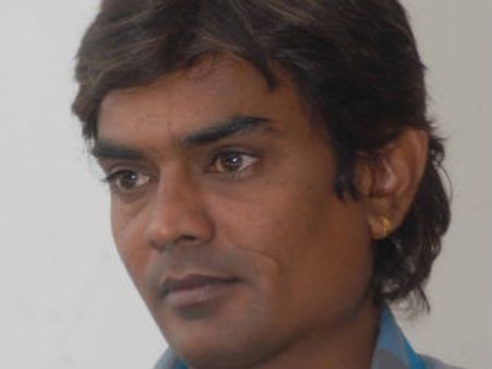 Producer Rakesh Jain commits suicide