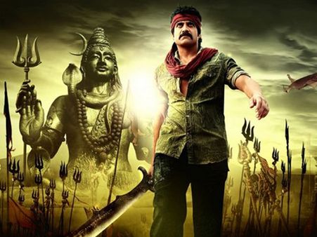 Nagarjuna to clash with Pawan Kalyan at Box Office this Dussehra