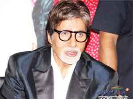 Amitabh Bachchan threatens to quit Twitter