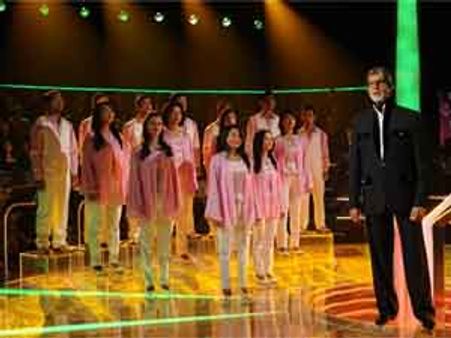 Amitabh Bachchan kickstarts Kaun Banega Crorepati 6