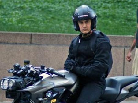 Aamir Khan SHOCKED, accident took place on the sets of Dhoom 3!