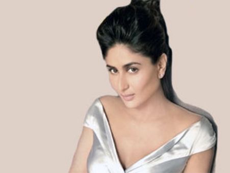 Kareena Kapoor to add 'Khan' to her surname post marriage!