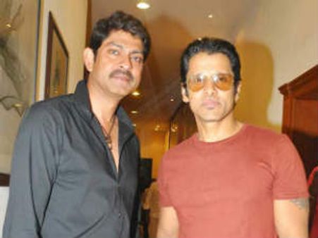 Jagapathi Babu has scored over me in Thaandavam: Vikram