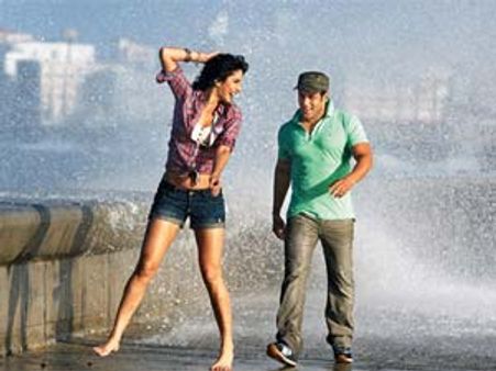 Salman's Ek Tha Tiger collects Rs 198.78 cr at desi Box Office