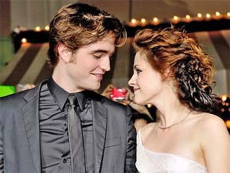 Robert Pattinson, Kristen Stewart unite