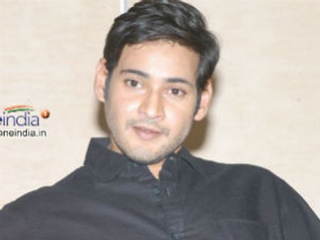 Mahesh Babu signs Vamsi's Krishna Mukunda Murari