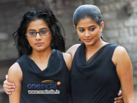 Charulatha - Telugu Movie Review: It's Priyamani's show