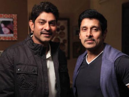 Vikram's Thaandavam gets clean chit