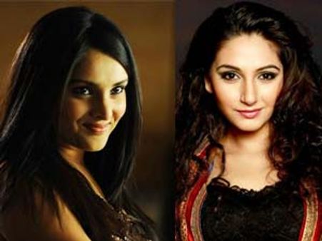 Ragini takes potshots at Ramya