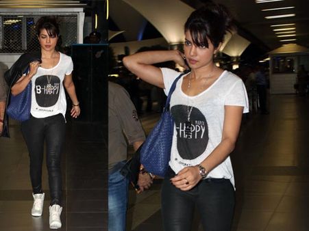 Picture: Priyanka Chopra spotted at airport in rockstar avatar