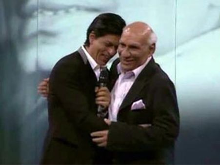 Shahrukh Khan never asks about the money and story from Yash Chopra!