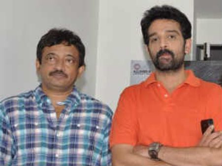 JD Chakravarthy calls RGV a master of horror films