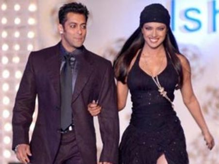 Salman Khan to romance Priyanka Chopra in Sohail Khan's next!