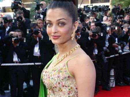 Aishwarya, Abhishek, Vidya, Rani: Bollywood's worst dressed stars!