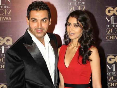 Picture: John Abraham spotted with his new girlfriend!