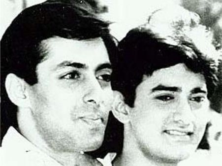 UNSEEN PICTURES: Salman, Aamir Khan's never-ending dostana!
