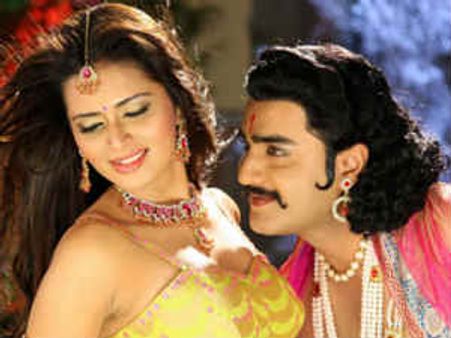 Srikanth's Devaraya in trouble for insulting Sri Krishnadevaraya