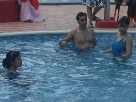 Pictures: Bigg Boss 6 contestants sizzle in swimwear!
