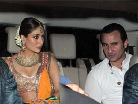 Shahrukh Khan congratulates newly married couple Saif Ali Khan, Kareena Kapoor!