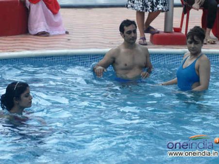 Bigg Boss Season 6: October 17 Show Update - See Pictures