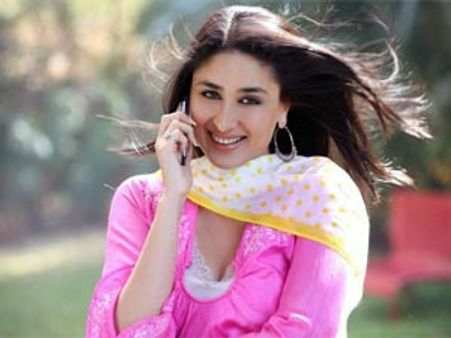 Watch: Mrs Kareena Saif Ali Khan play the seductress in Talaash