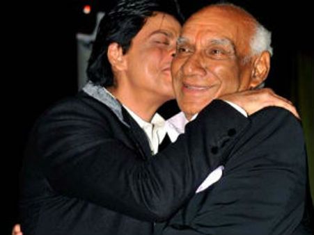 Shahrukh Khan gets emotional on Yash Chopra's Chautha ceremony