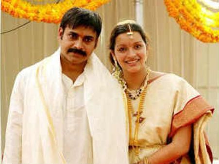 Pawan’s estranged wife Renu Desai spotted in Vijayawada