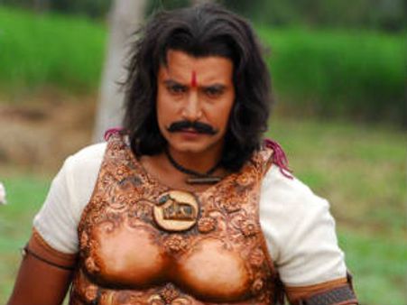 Krantiveera Sangolli Rayanna rocks at Box Office on day 1