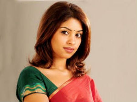 Why Richa Gangopadhay opted out of Allu Arjun's next?
