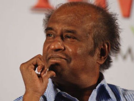 Rajinikanth praises Vijay's Thuppakki