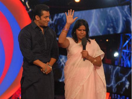Bigg Boss 6: Gulabi gang leader Sampat Pal makes a mark in house