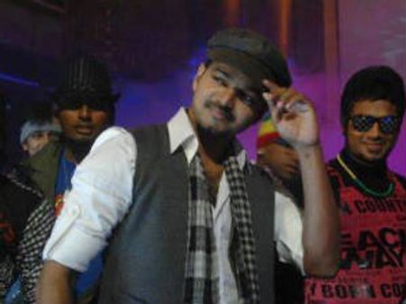 Thuppakki stays strong at International Box Office