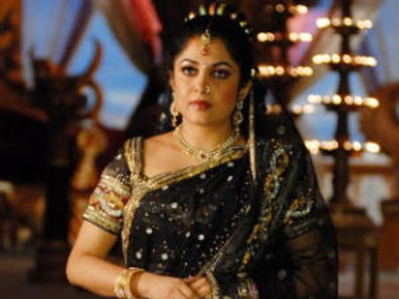 Ramya Krishnan's jewellery robbed