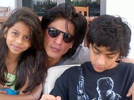 Shahrukh Khan's kids Aryan-Suhana call him monster!