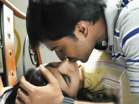 No kissing scenes in Yeto Vellipoyindhi Manasu: Samantha