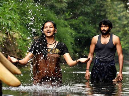 Kumki Movie Review