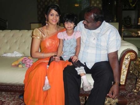 Pictures: HD Kumaraswamy celebrates his birthday with wife Radhika