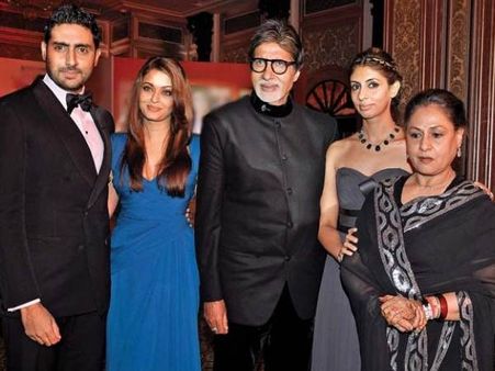 Rare and Unseen pictures of the BACHCHANS