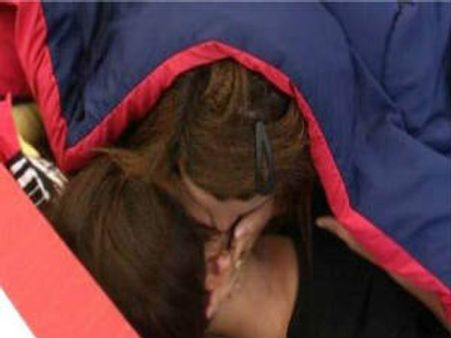 Bigg Boss 6: Aashka's mom warns to stay away from Sana Khan