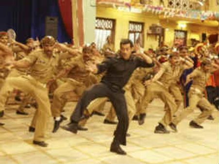 Salman's Dabangg 2 set to cross Rs 200 cr mark at Box Office