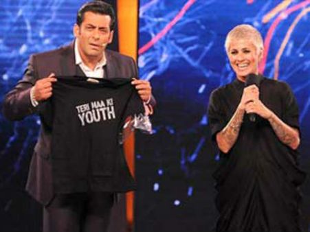 Bigg Boss 6 host Salman Khan is not God: Sapna Bhavnani