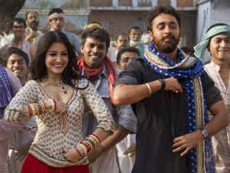 Matru Ki Bijlee Ka Mandola 1 weekend collection at Box Office