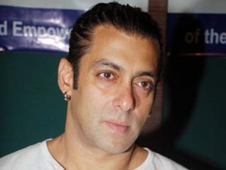 Salman Khan joins hand with his brother-in-law for action movie!