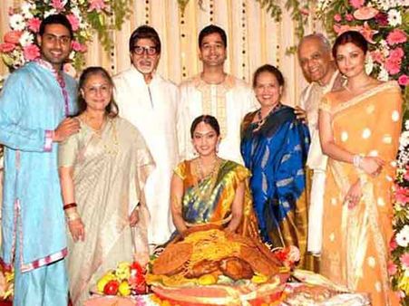 Bollywood stars with families - Pictures