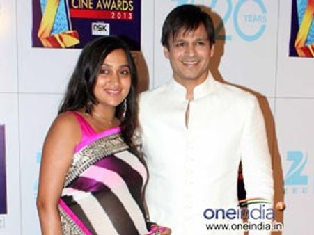BREAKING NEWS: Vivek Oberoi's wife Priyanka gives birth to a baby boy!