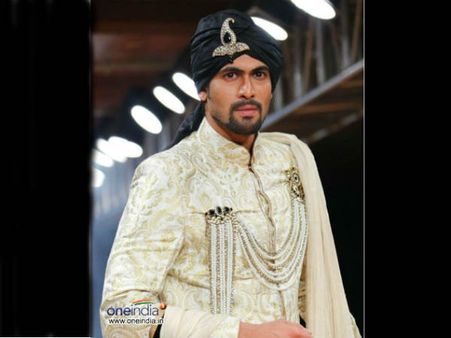 First Look: Rana Daggubati bags hero's role in Rudrama Devi