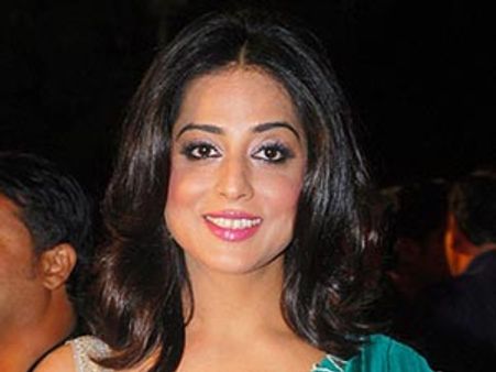 I am not an intelligent actress: Mahie Gill